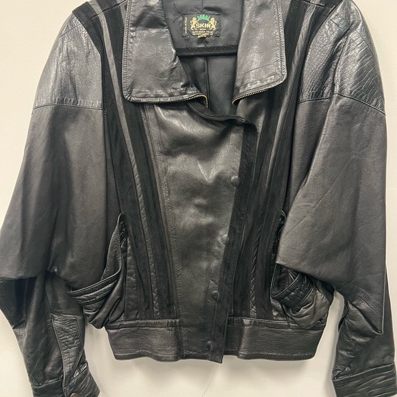 Vintage wing black buttery leather 80s 90s jacket with suede stripes - Picture 4 of 7